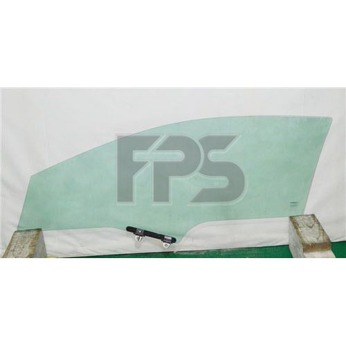 Скло дверне переднє праве HONDA CIVIC 8 06-11 HB Скло дверне переднє праве HONDA CIVIC 8 06-11 HB